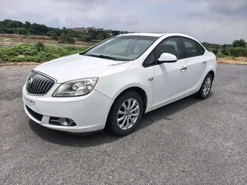 Buick Excelle, 2015