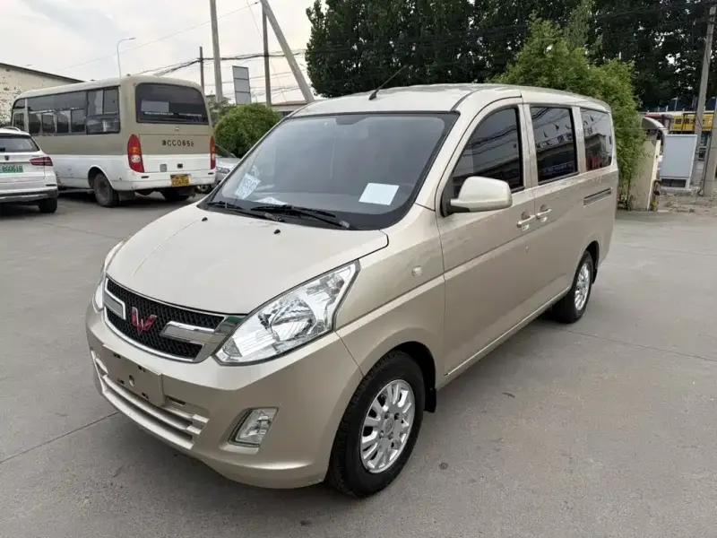Wuling Rongguang V, 2018