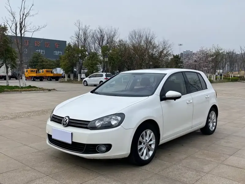 Volkswagen Golf, 2013