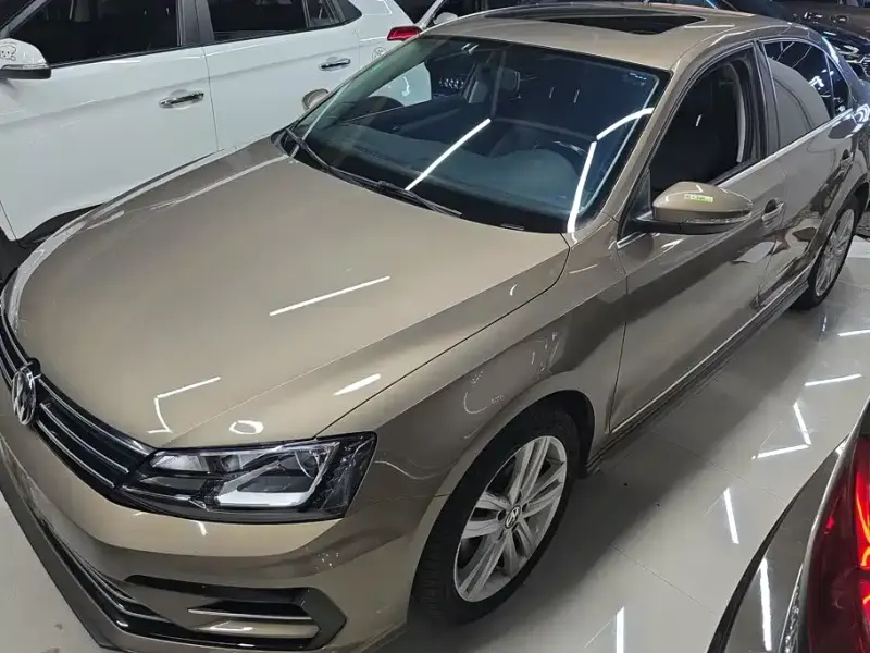 Volkswagen Sagitar, 2018