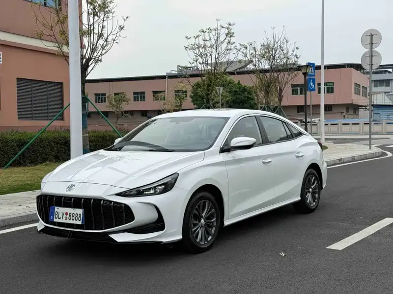 MG MG5, 2025