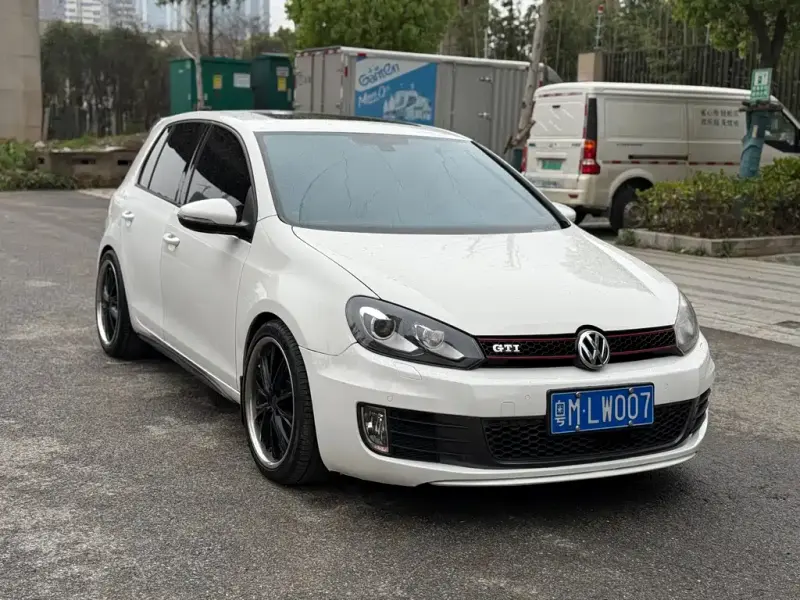 Volkswagen Golf GTI, 2013