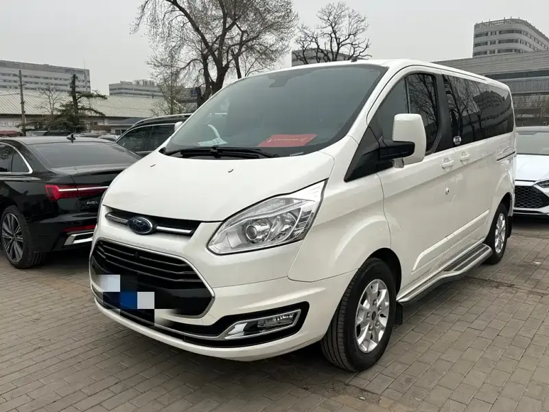 Ford Tourneo, 2021