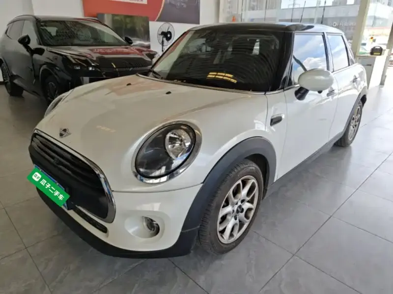 MINI Mini, 2021