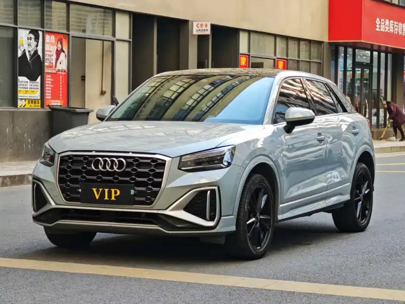 Audi Q2L, 2024