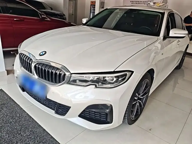 BMW 3 Series, 2021