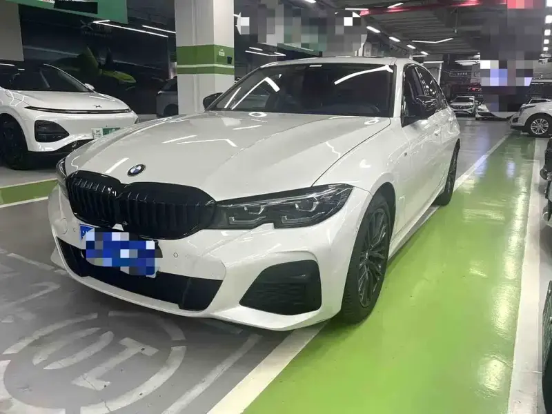 BMW 3 Series, 2022