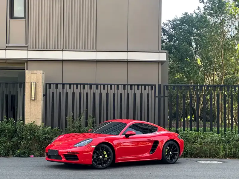 Porsche 718, 2017