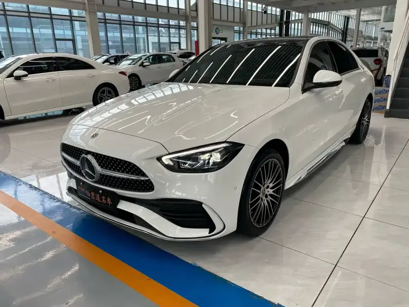 Mercedes-Benz C-Class, 2025
