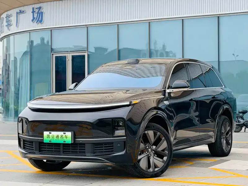 Li Auto Li L8, 2025
