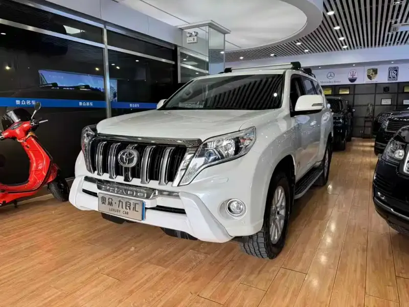 Toyota Prado, 2017 — фото 1