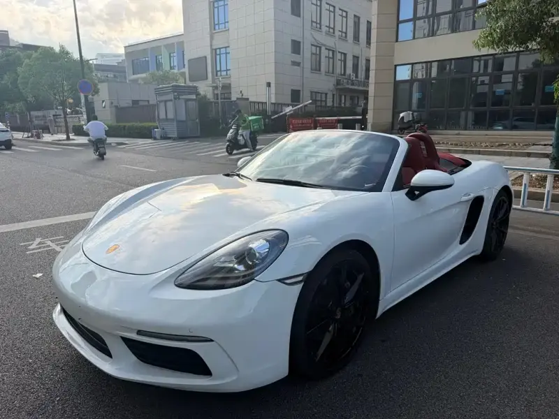 Porsche 718, 2022