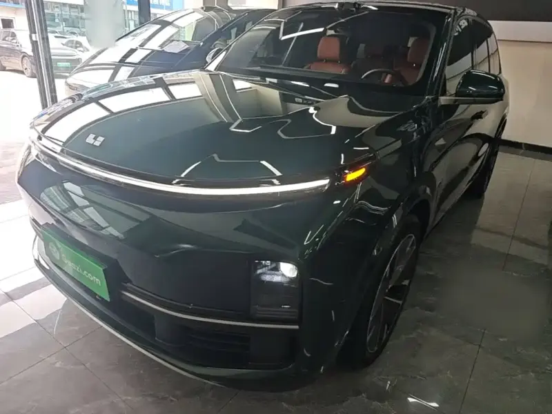 Li Auto Li L9, 2025