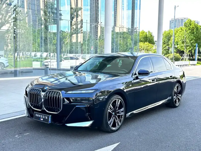 BMW 7 Series, 2023