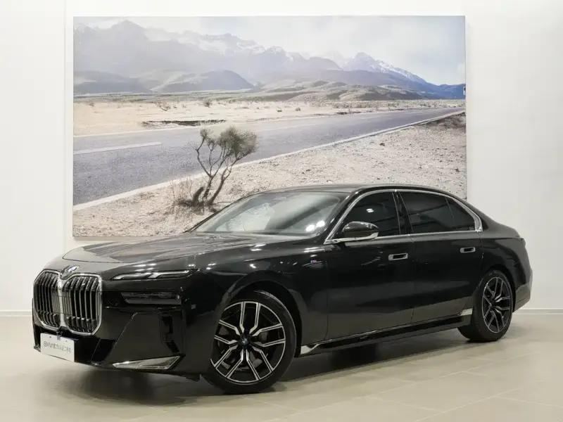 BMW 7 Series, 2025