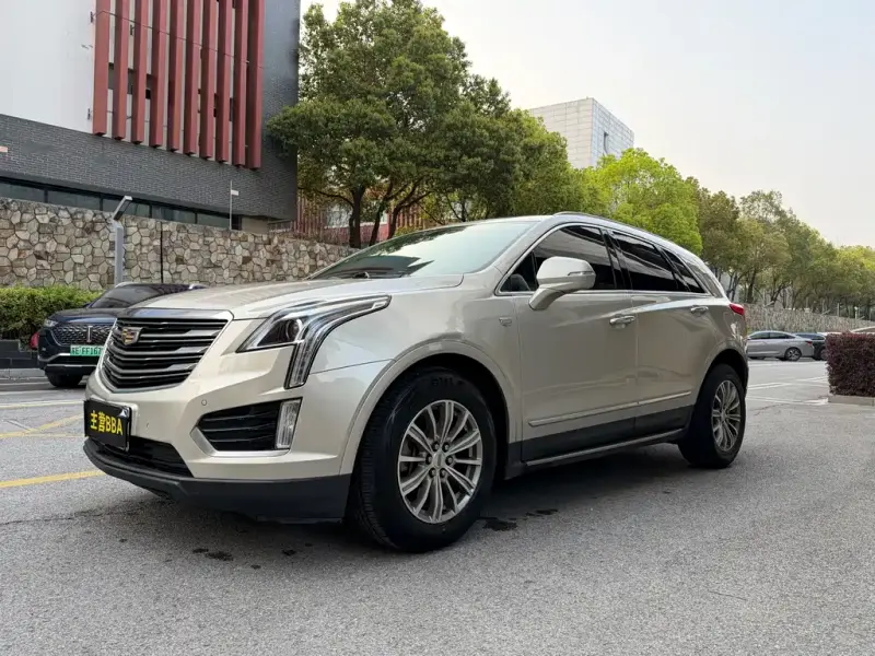 Cadillac XT5, 2017