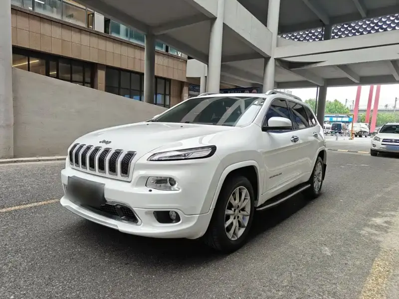 Jeep Cherokee, 2018