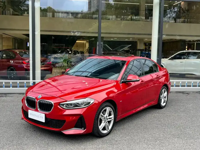 BMW 1 Series, 2021