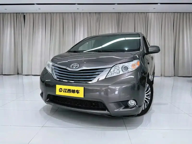 Toyota Sienna, 2017