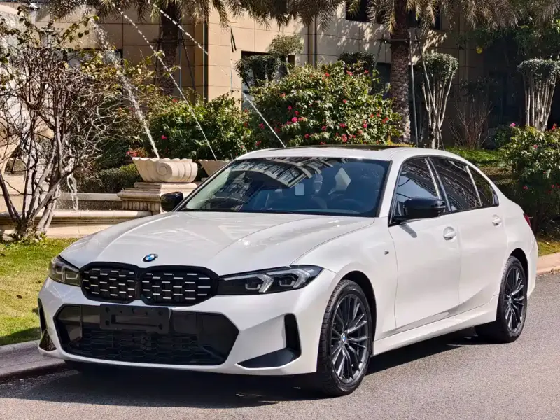 BMW 3 Series, 2023