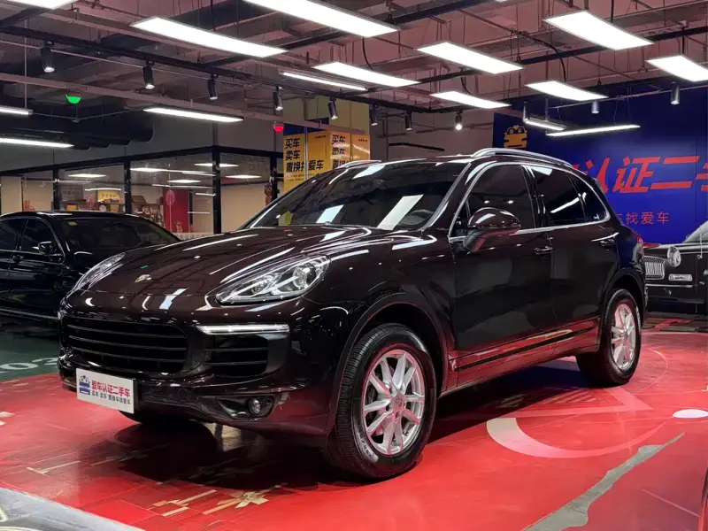Porsche Cayenne, 2015