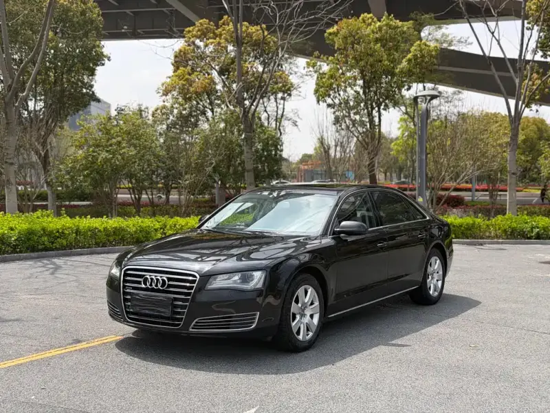 Audi A8, 2014