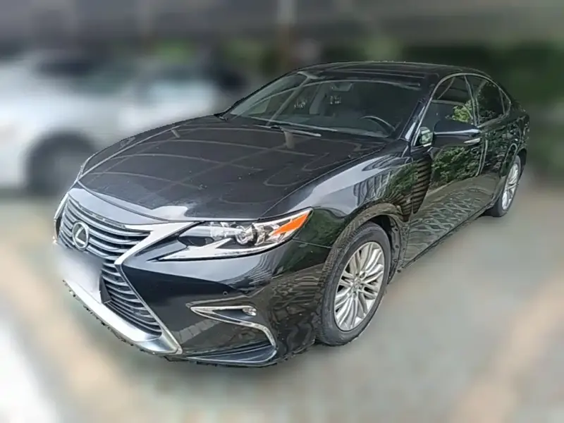 Lexus ES, 2016