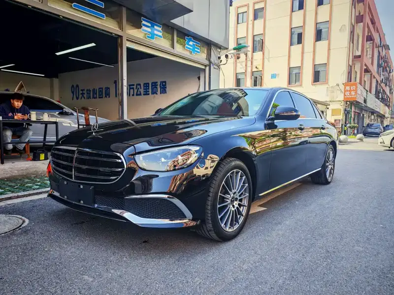 Mercedes-Benz E-Class, 2022