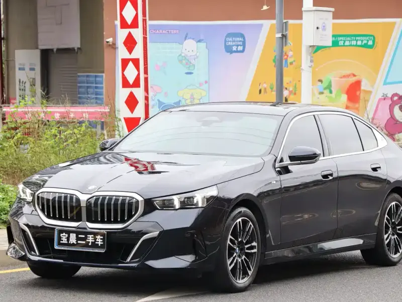 BMW 5 Series, 2025