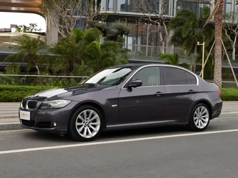 BMW 3 Series, 2009