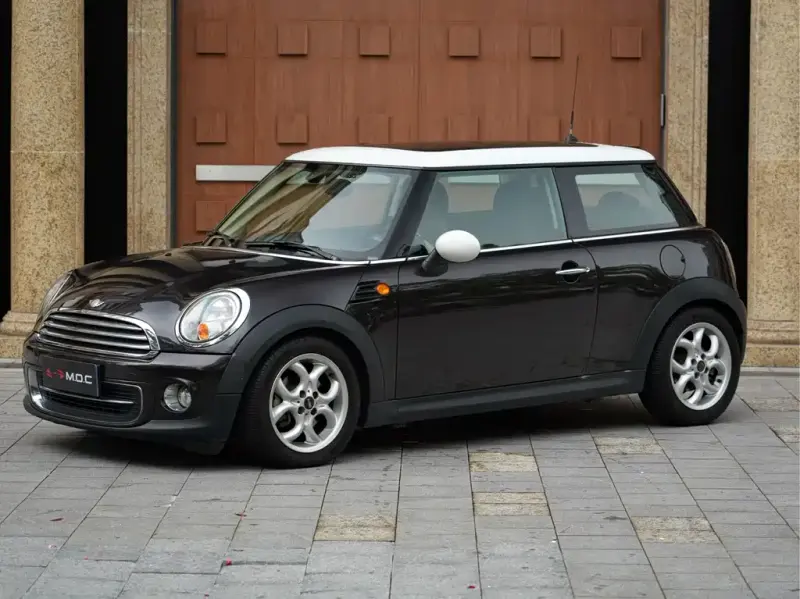 MINI Mini, 2013