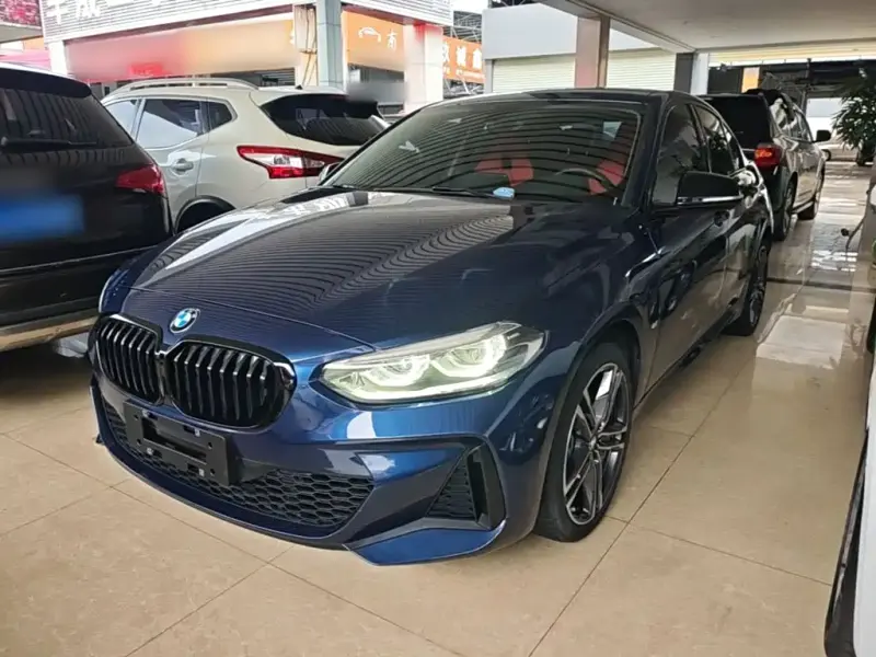 BMW 1 Series, 2021