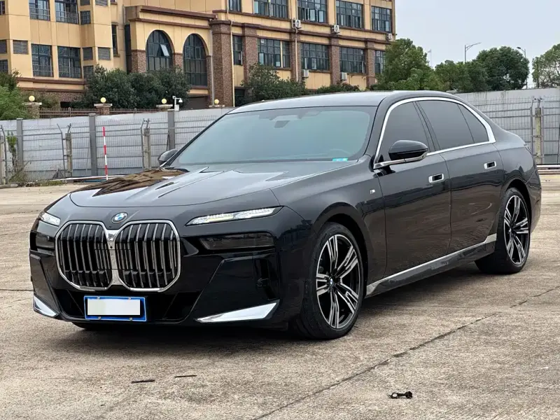 BMW 7 Series, 2022