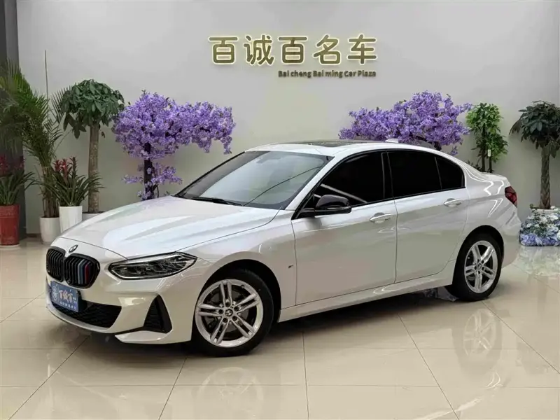 BMW 1 Series, 2023