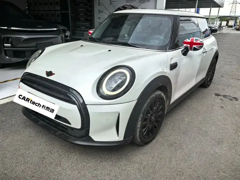 MINI Mini, 2024