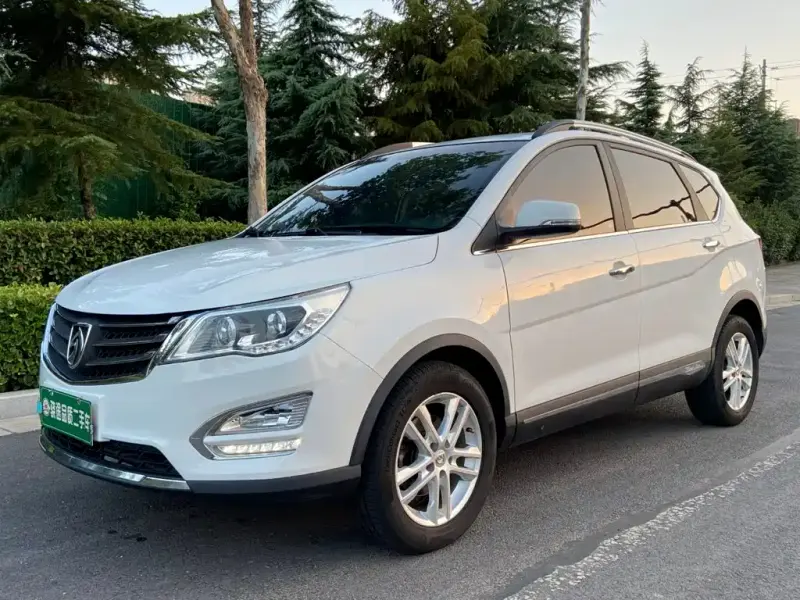 Baojun 560, 2015