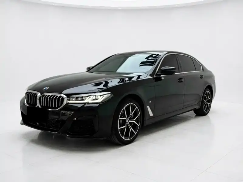 BMW 5 Series, 2021