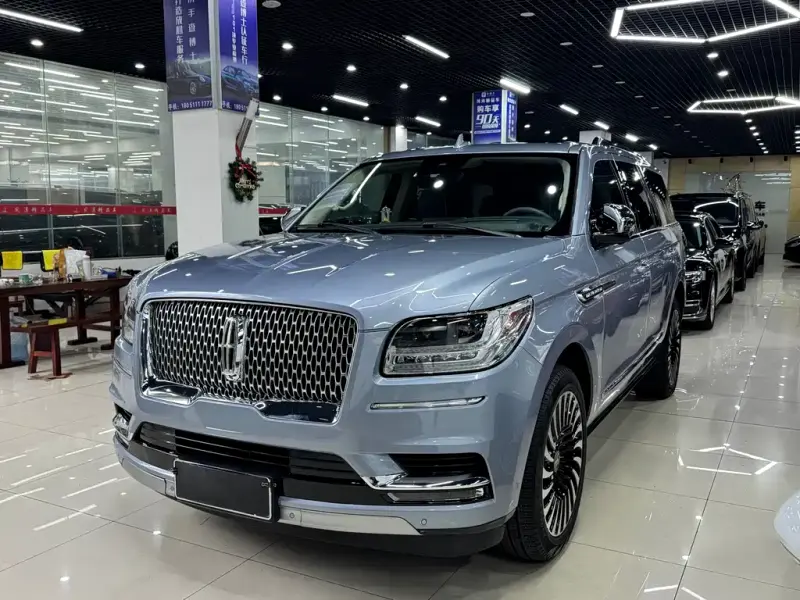 Lincoln Navigator, 2022