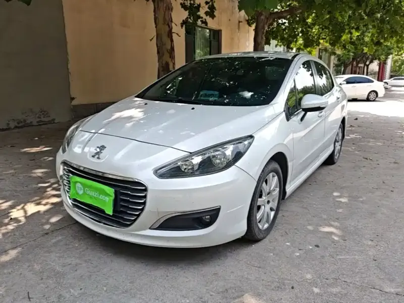 Peugeot 308, 2015