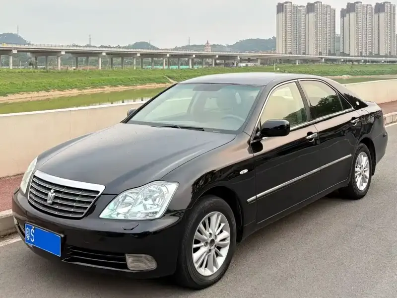 Toyota Crown, 2006