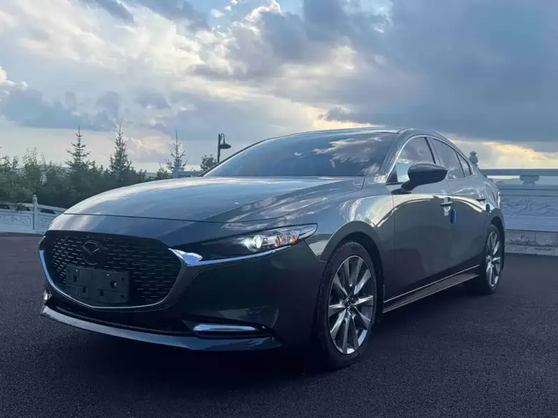Mazda 3 Axela, 2021