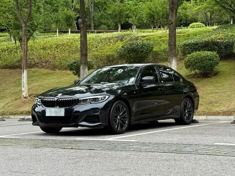 BMW 3 Series, 2021
