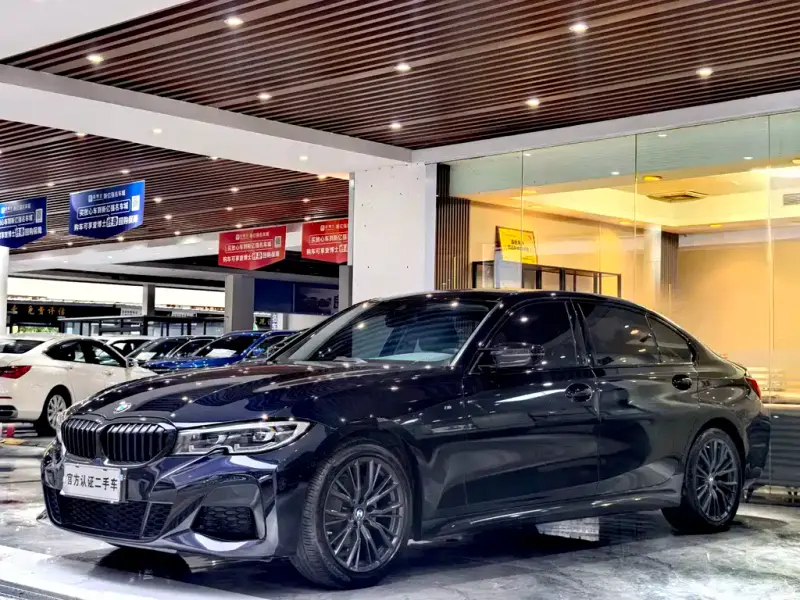 BMW 3 Series, 2022