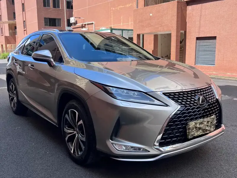 Lexus RX, 2021