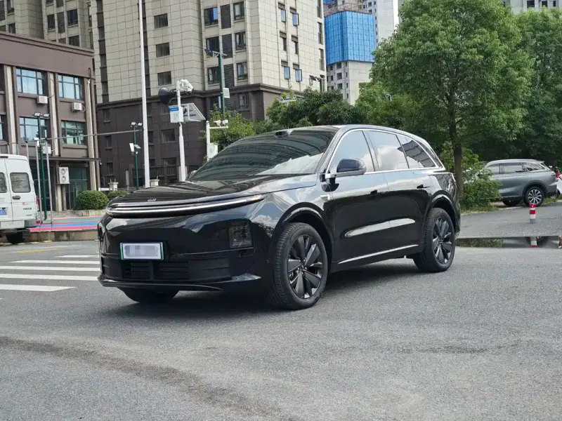 Li Auto Li L6, 2025