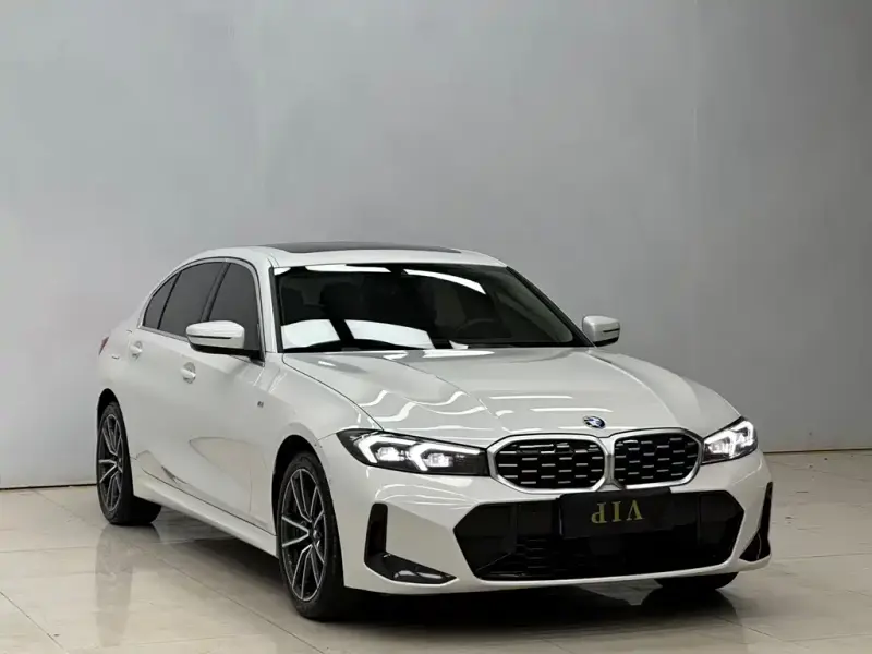 BMW 3 Series, 2024