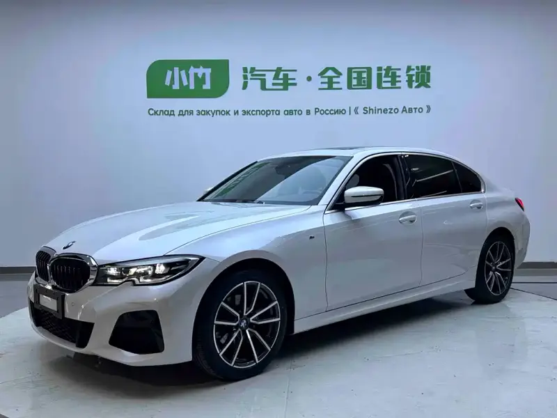 BMW 3 Series, 2022