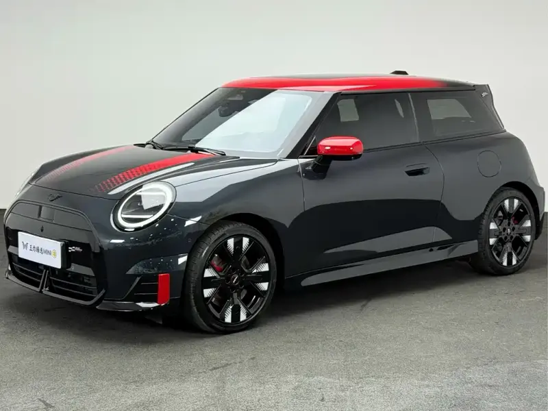 MINI JCW, 2025 — фото 1