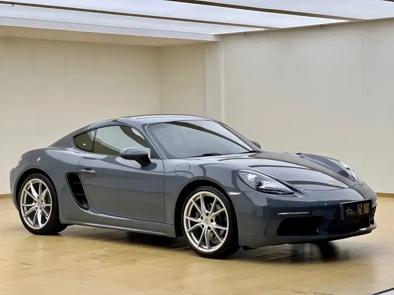 Porsche 718, 2017