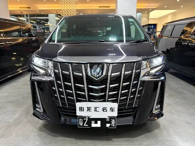 Toyota Alphard, 2018